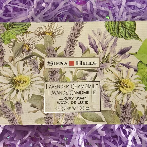 Purple Bliss & Clinique Dreams Luxe Spa Gift Box - Picture 9 of 11